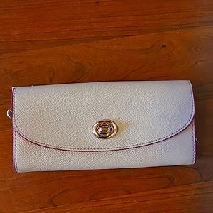 Used coach was wallet